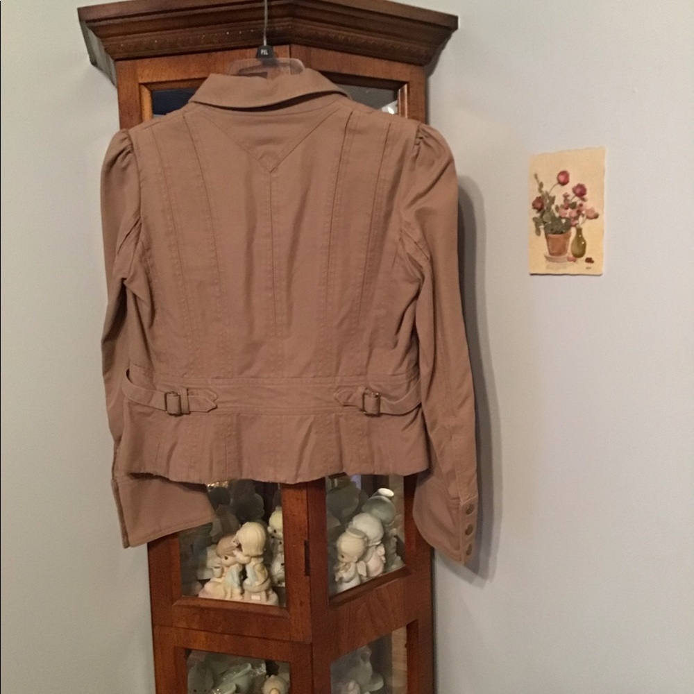 Jacket - Picture 5 of 5